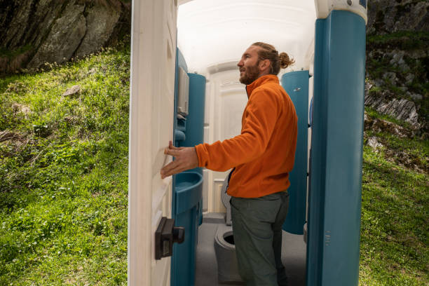 Best Porta potty rental near me  in Fort Lee, NJ